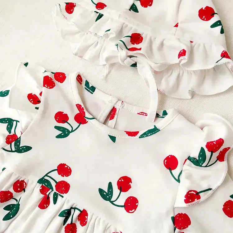 LITTLEGIANT Newborn 5-piece Cherry Print Gift Set LITTLEGIANT